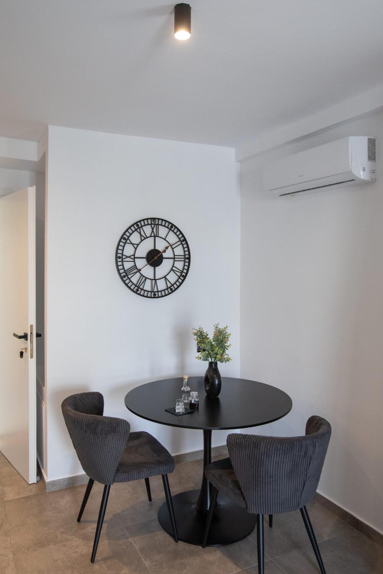 Griffin Suites Ираклио Екстериор снимка